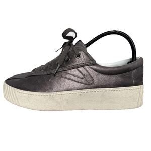 Tretorn‎ Womens Whitney Lite Plus Metallic Pewter Fashion/Athleisure Sneakers 9